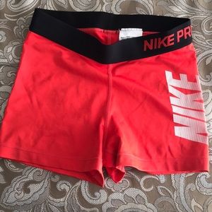 Nike Pro shorts size S
